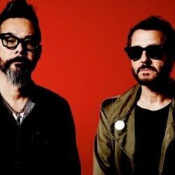 Lost In The Wilderness Chords by Feeder