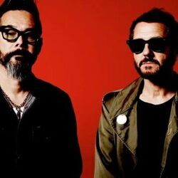 Solidiers Of Love Chords by Feeder