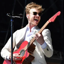 A Little Closer Chords by Finneas