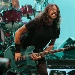 Hearing Voices Chords by Foo Fighters