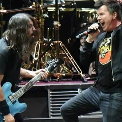 Never Gonna Give You Up Live Chords by Foo Fighters