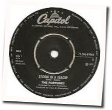 Storm In A Teacup Chords by Fortunes