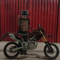 Besi Tua Chords by Fourtwnty