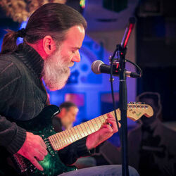 Huge Rock Star Chords by Frank Marzano