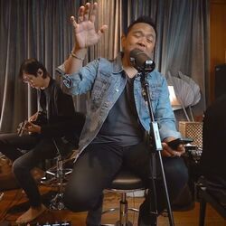 Tuhan Pulihkan Live Chords by Glenn Fredly