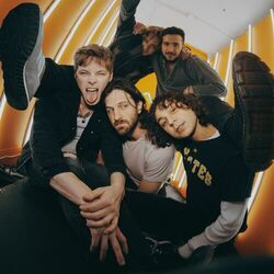 Pushing Daisies Chords by Friday Pilots Club