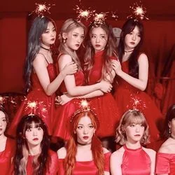 Love Is Around Chords by Fromis 9