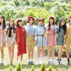 Talk And Talk Chords by Fromis 9