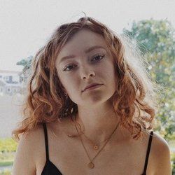 Onbezonnen Bass tabs by Froukje