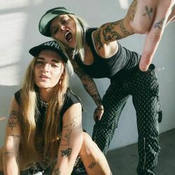Gay 4 Me  Chords by G Flip