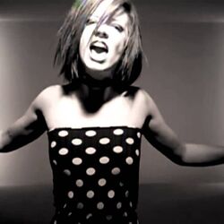 Garbage bass tabs for I think im paranoid