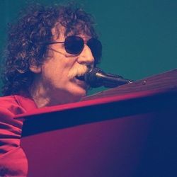 El Blues Del Levante Chords by Charly Garcia