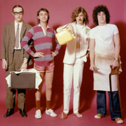 Llorando En El Espejo Live Chords by Charly Garcia