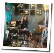 Puppets Dangling Chords by Jacco Gardner