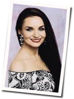 Somebody Loves You Chords by Crystal Gayle