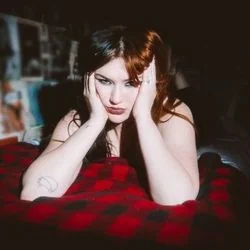 Everybody Hates Me Chords by GAYLE