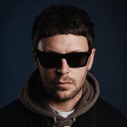 Tutto Qui Live Chords by Gazzelle