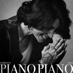Piano Piano Chords by Giordana Angi