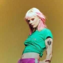 Nothing Hurts Like A Girl Chords by Girli