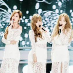 Whisper Ukulele Chords by Girls' Generation