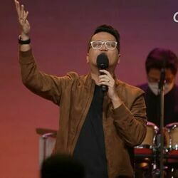 Mengalirlah Skarang Chords by GMS Live