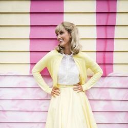 Hopelessly Devoted To You Chords by Delta Goodrem