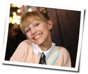 Darkness Keeps Chasing Me Chords by Grace VanderWaal
