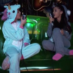 Ariana Grande - Don't Dream Its Over guitar chords