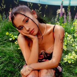 Rem  Chords by Ariana Grande
