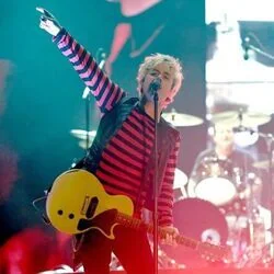 1981 Bass Tab by Green Day