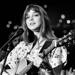 Three Flights Up Chords by Nanci Griffith
