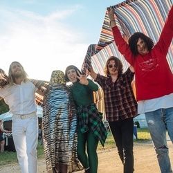 Enlighten Me Chords by Grouplove