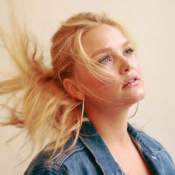 Loose Strings Chords by Hailey Whitters