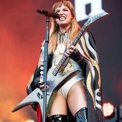 Don't Know How To Stop Tab by Halestorm