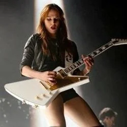 Don't Say A Word Chords by Halestorm