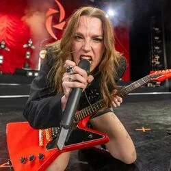 I Come First Intro Tab by Halestorm