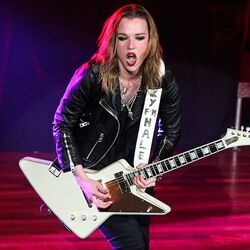 Heres To Us  Chords by Halestorm