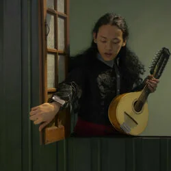 Kwarto Waltz Chords by Halina