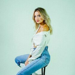 Every Girl  Chords by Halle Kearns