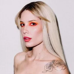 Colors Red Chords by Halsey