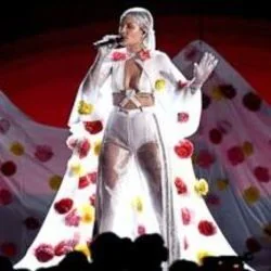 More (Ver2) Chords by Halsey