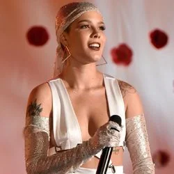 People Disappear Here Chords by Halsey