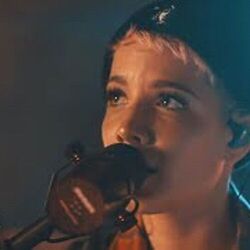 Eyes Closed Stripped Chords by Halsey