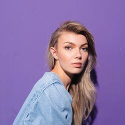 Waterdicht Intro by Hannah Mae