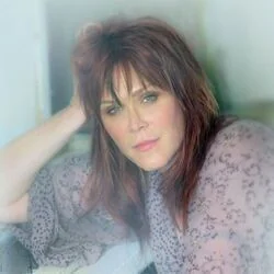 Hold Me Through The Night Chords by Beth Hart