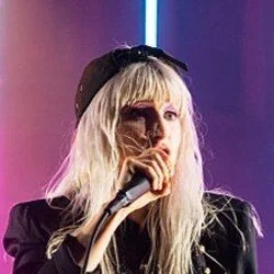 First Thing To Go Chords by Hayley Williams