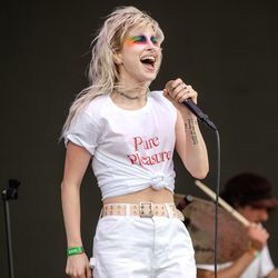 Roses Lotus Violet Iris Ukulele Chords by Hayley Williams