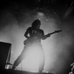 No Escape Chords by HEALTH