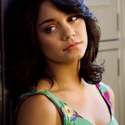 Gotta Go My Own Way Chords by The High School Musical Cast