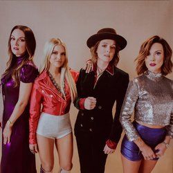 Wheels Of Laredo Chords by The Highwomen